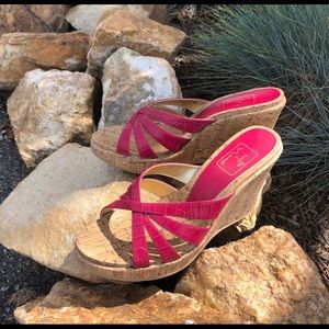 Nina Pink Platform Heel- size 8